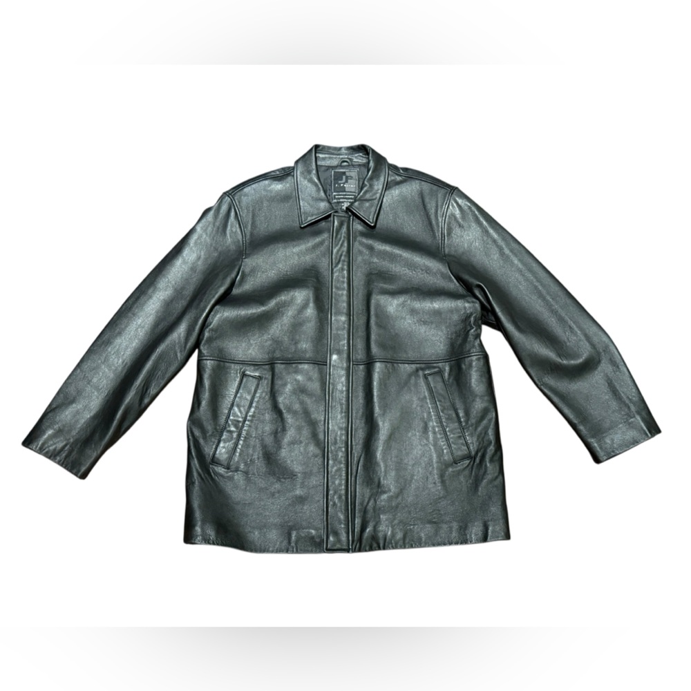 JF J.Ferrar Genuine Lambskin Zip Jacket in a Men’s Size Medium